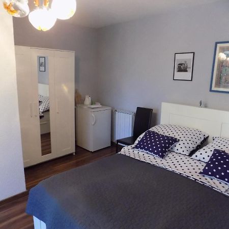 Oriella Apartmans And Room Novigrad Istria Eksteriør billede