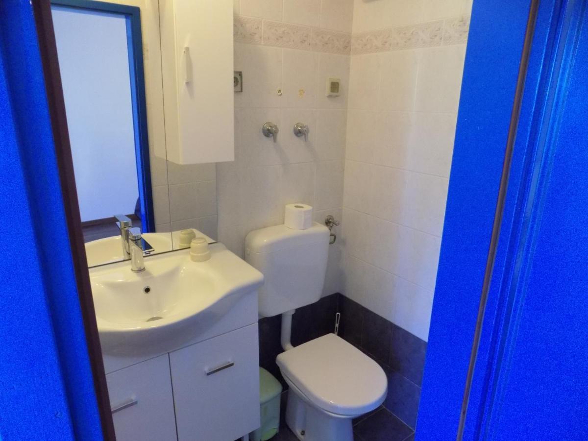 Oriella Apartmans And Room Novigrad Istria Eksteriør billede
