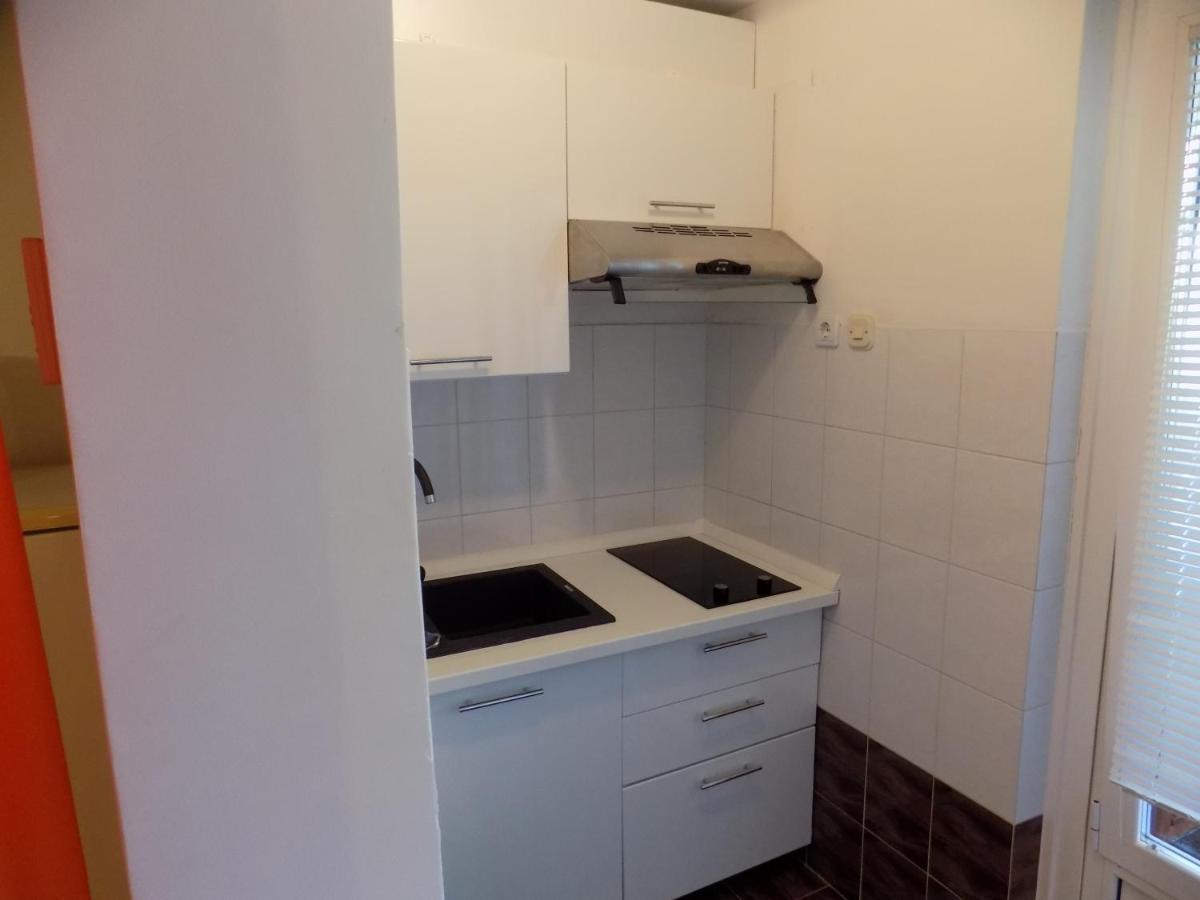 Oriella Apartmans And Room Novigrad Istria Eksteriør billede